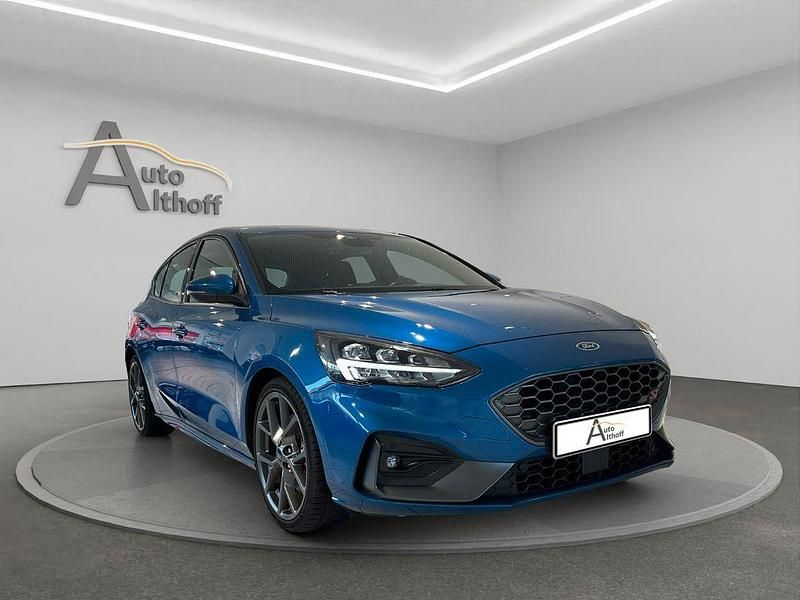 Gebraucht Ford Focus ST 280 PS (205 kW) 2020 Blau Limousine