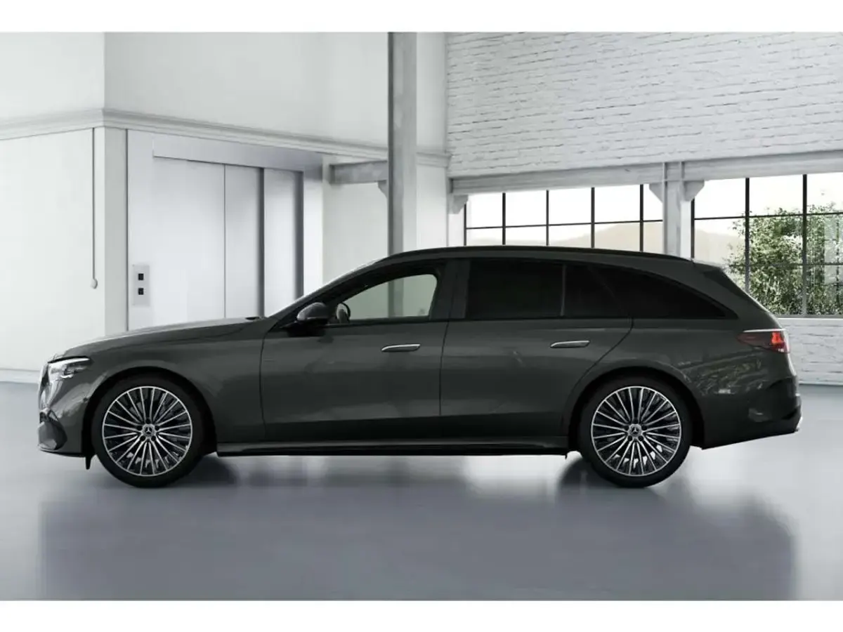 Gebraucht Mercedes E220 AMG 197 PS (144 kW) 2026 Graphitgrau Limousine