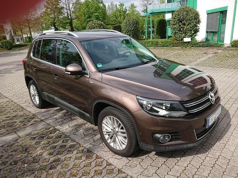 Gebraucht VW Tiguan Cup 122 PS (89 kW) 2014 Braun SUV