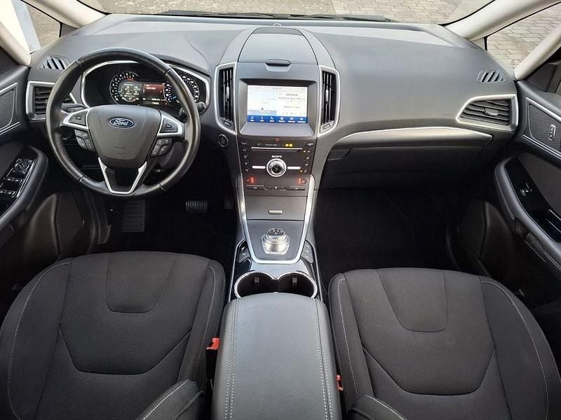 Gebraucht Ford S-MAX Titanium 190 PS (139 kW) 2020 Schwarz Van / Kleinbus