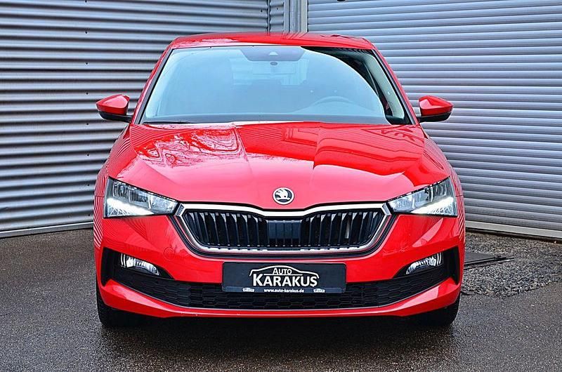 Gebraucht Skoda Scala Ambition 110 PS (80 kW) 2021 Rot Kleinwagen