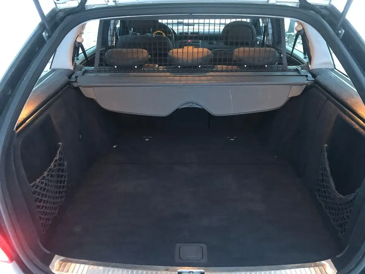 Gebraucht Mercedes C180 Avantgarde 143 PS (105 kW) 2003 Silber Kombi