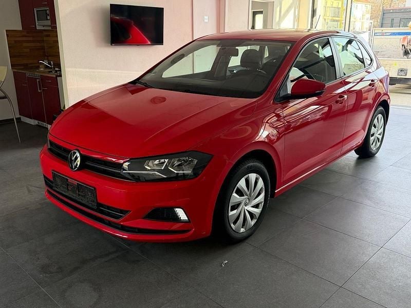 Rot Gebraucht 2021 VW Polo Trendline Kleinwagen | 9.990 € (Superpreis) - Bild 1/4