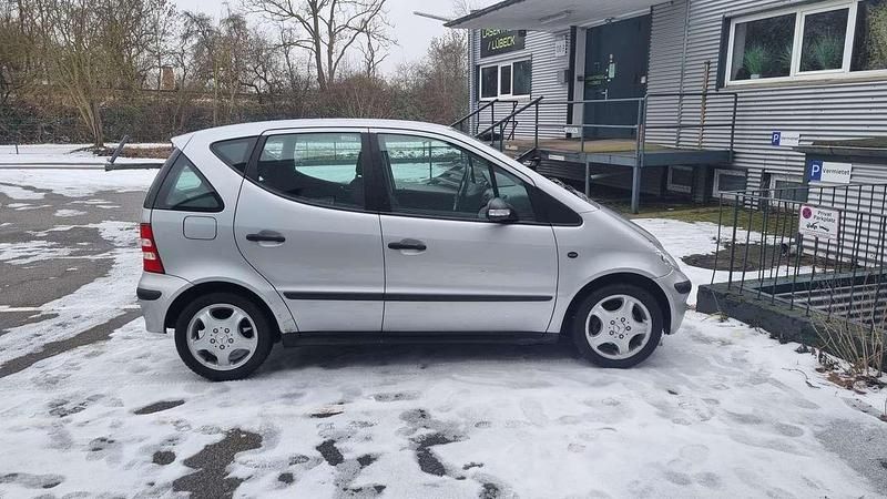 Gebraucht Mercedes A140 Classic 82 PS (60 kW) 2004 Silber Limousine
