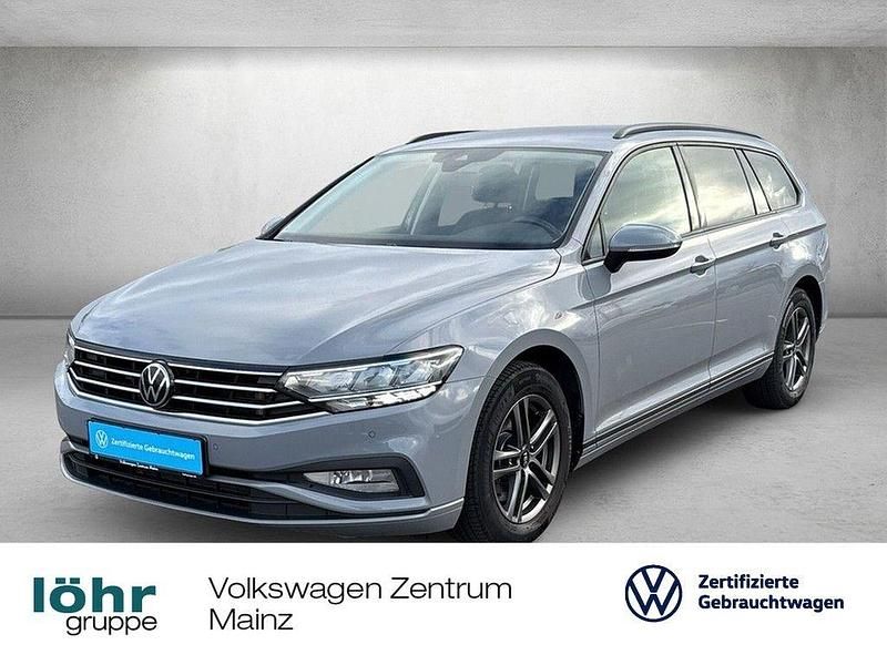 Grau Gebraucht 2023 VW Passat Conceptline Kombi | 20.420 € (Guter Preis) - Bild 1/4