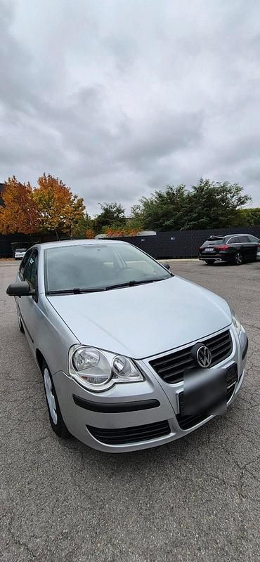 Silber Gebraucht 2006 VW Polo Limousine | 2.780 € - Bild 1/4