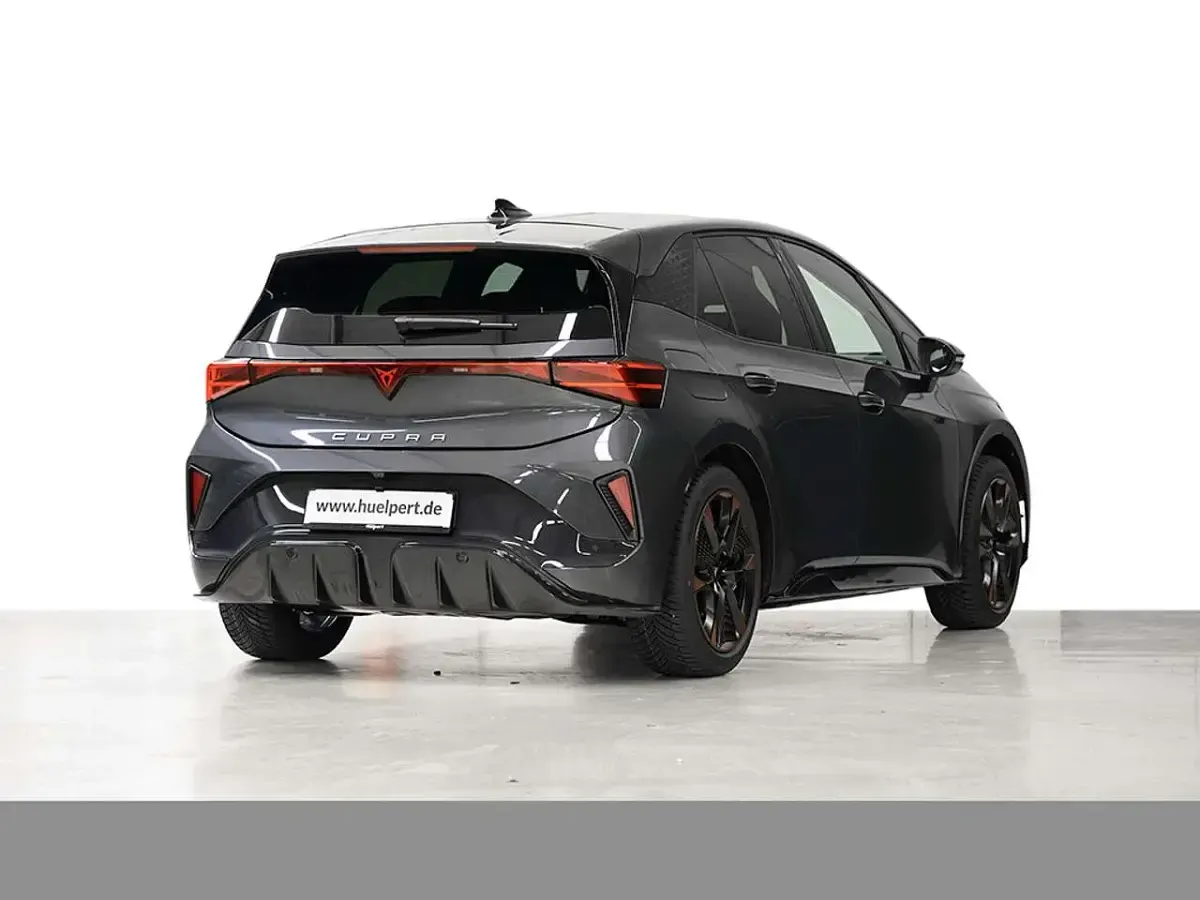 Neu Cupra Born 139 kW (190 PS) 2026 Timanfaya grau metallic Kleinwagen