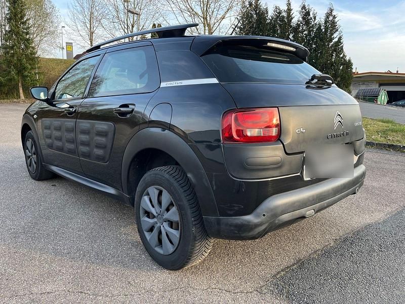 Gebraucht Citroën C4 99 PS (72 kW) 2017 Schwarz Limousine