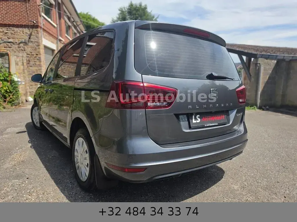 Gebraucht Seat Alhambra 116 PS (85 kW) 2017 Grau Van / Kleinbus