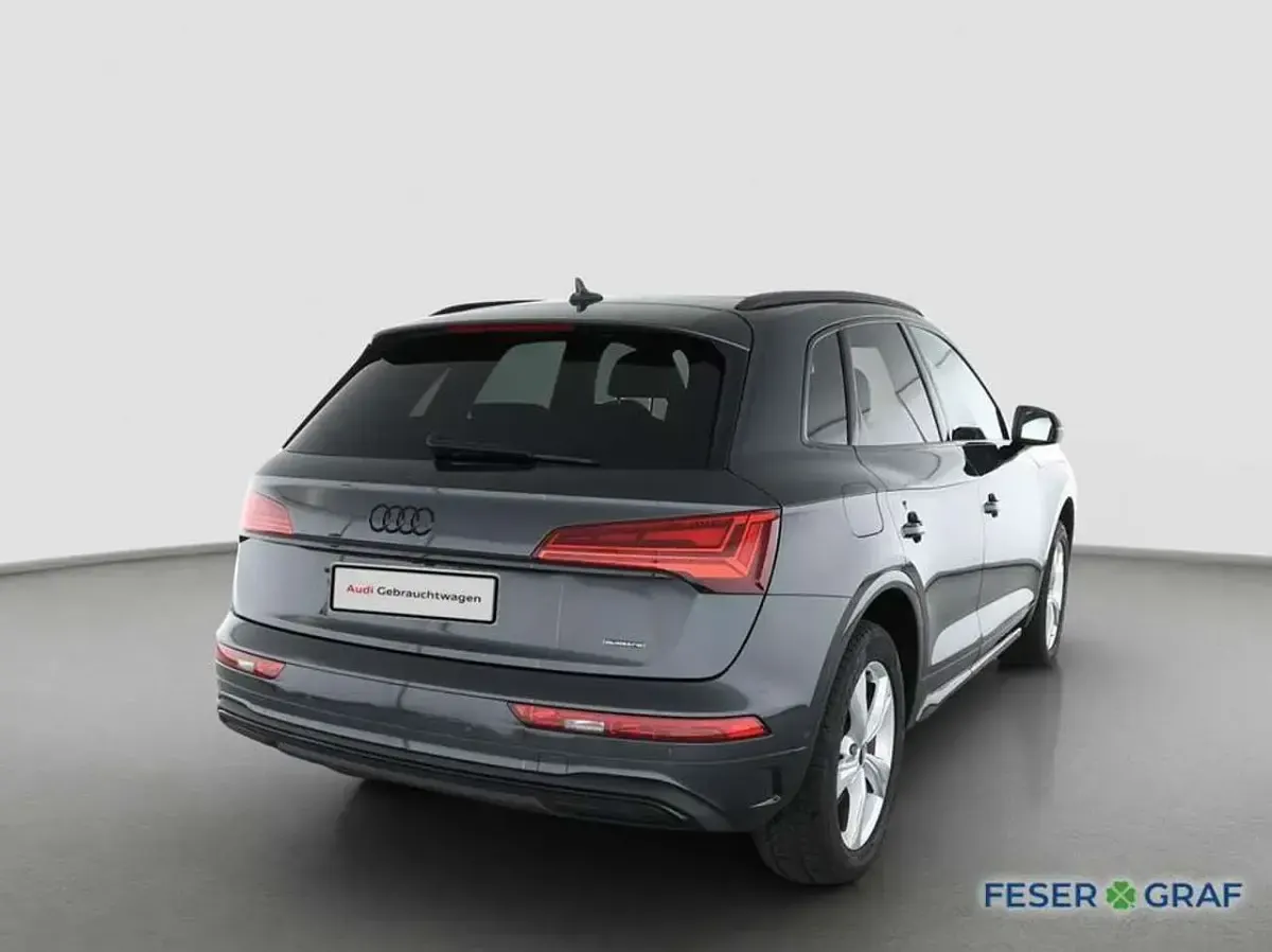 Używany Audi Q5 Advanced Plus 299 KM (219 kW) 2025 Szary SUV