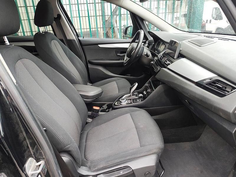 Gebraucht BMW 220 Gran Tourer 190 PS (139 kW) 2020 Schwarz Van / Kleinbus