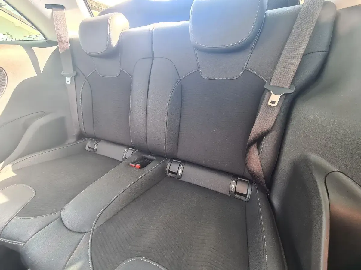 Używany Opel Adam Glam 87 KM (63 kW) 2016 Szary Hatchback