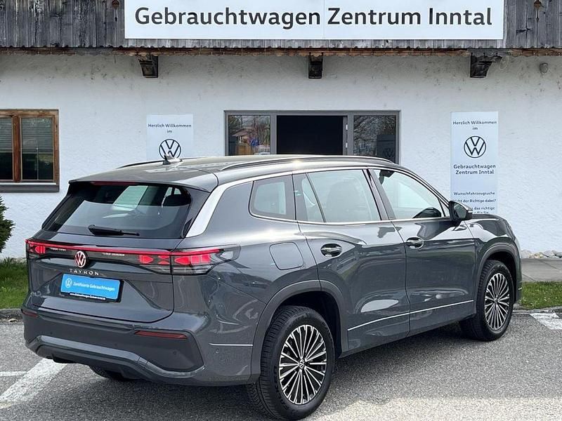 Gebraucht VW Tayron Life 193 PS (141 kW) 2025 Grau SUV
