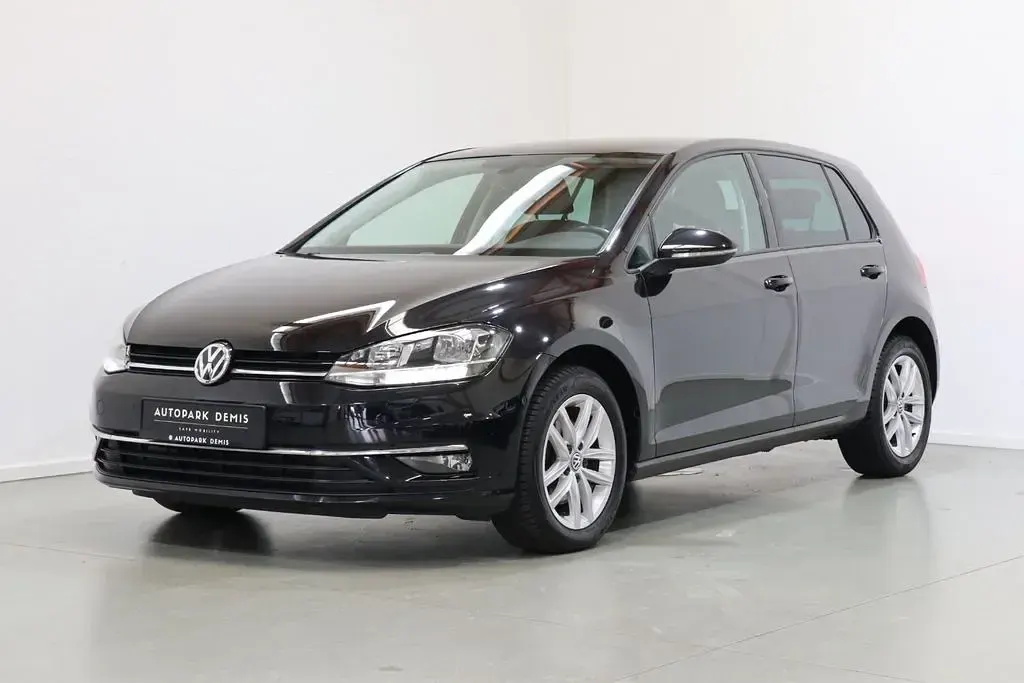 Gebraucht VW Golf VII Comfortline 116 PS (85 kW) 2017 Schwarz Limousine