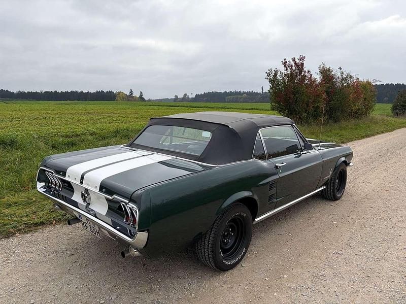 Occasion Ford V8 243 ch (178 kW) 1967 Vert Cabriolet