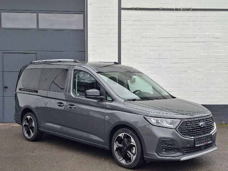 Cyclone graphite grey Gebraucht 2025 Ford Tourneo Active Van / Kleinbus | 34.950 € (Fairer Preis) - Bild 1/4