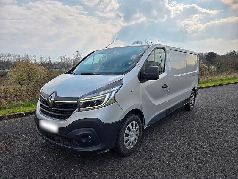 Gebraucht Renault Trafic 95 PS (69 kW) 2020 Weiß Van / Kleinbus
