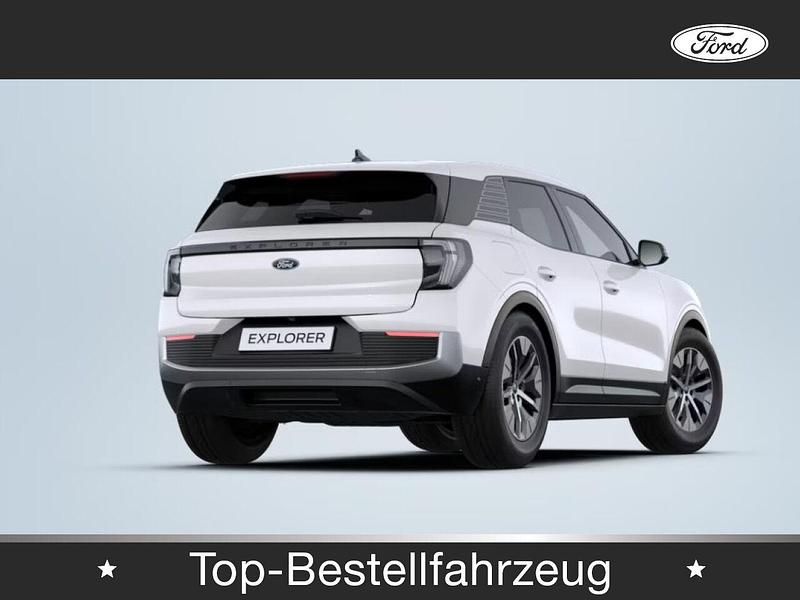 Używany Ford Explorer Extended Range 210 kW (286 KM) 2024 SUV