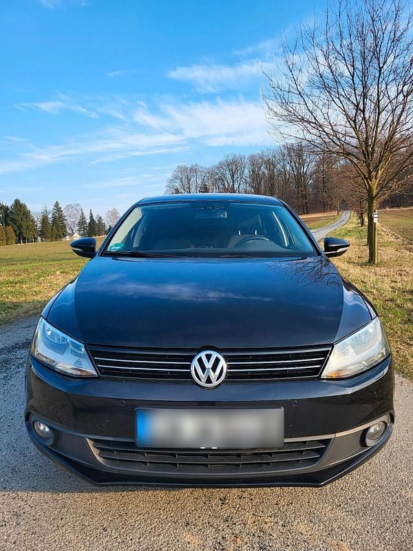 Gebraucht VW Jetta Comfortline 120 PS (88 kW) 2012 Schwarz Limousine