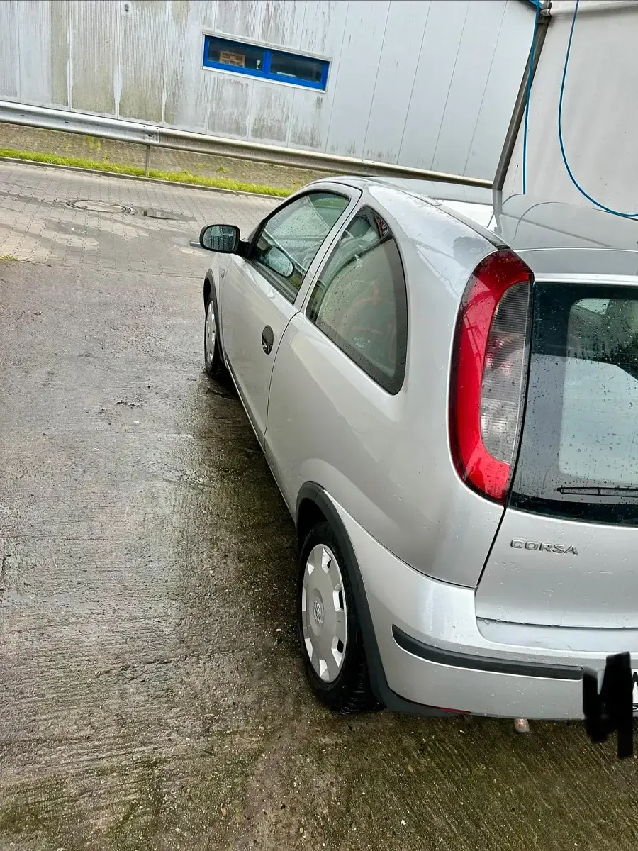 Gebraucht Opel Corsa 55 PS (40 kW) 2005 Silber Kleinwagen