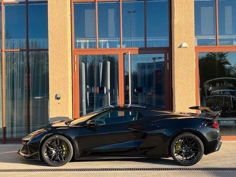 Gar carbon flash Neu 2024 Corvette Z06 Cabrio | 177.900 € - Bild 1/4