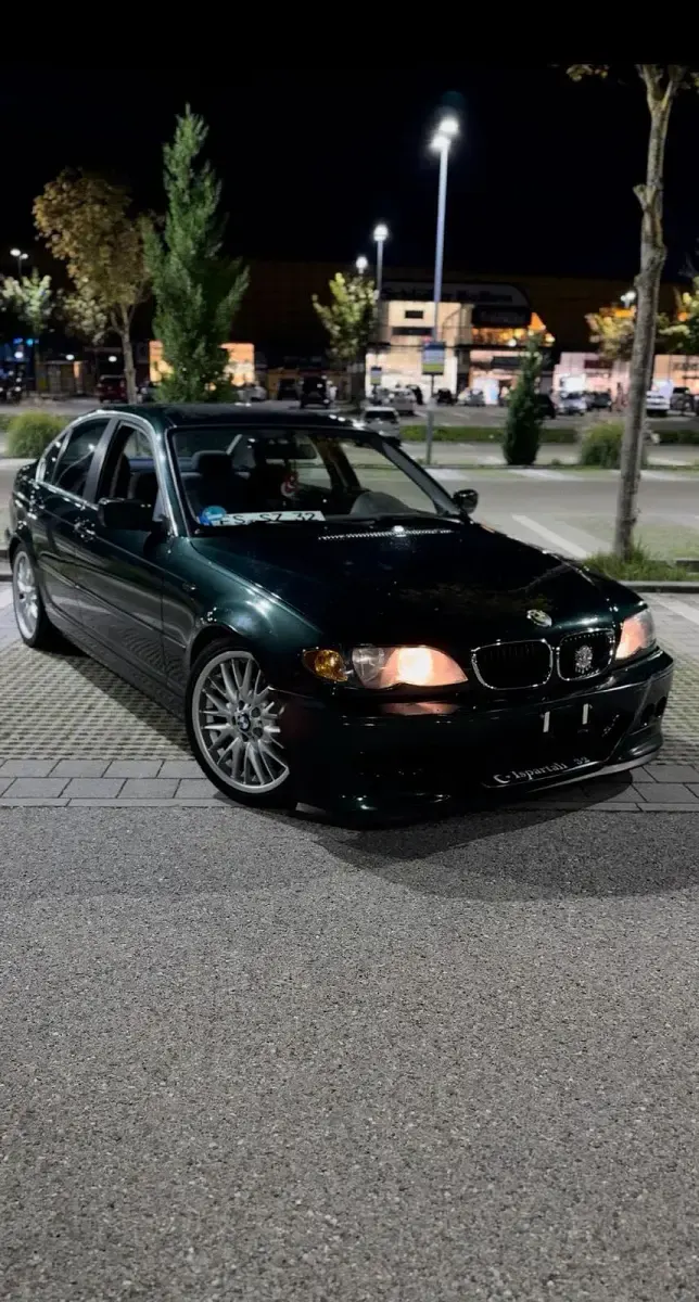 Gebraucht BMW 320 Sport Line 170 PS (125 kW) 2003 Grün Limousine