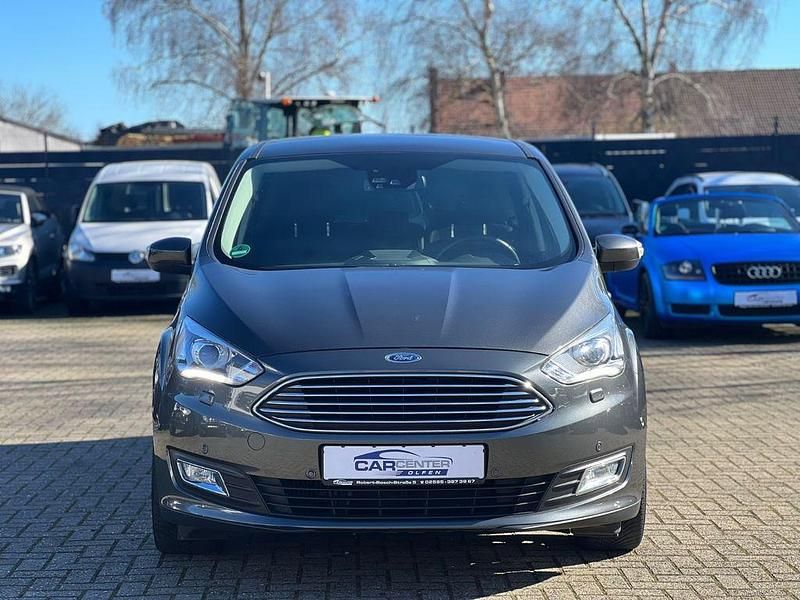 Gebraucht Ford C-MAX Titanium 125 PS (91 kW) 2019 Grau Van / Kleinbus