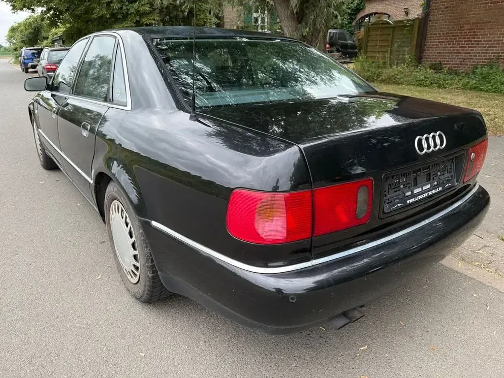 Gebraucht Audi A8 260 PS (191 kW) 2002 Schwarz Limousine