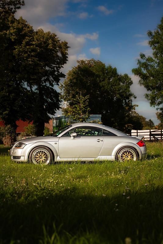 Silber Gebraucht 1999 Audi TT Coupé | 3.000 € (Superpreis) - Bild 1/4