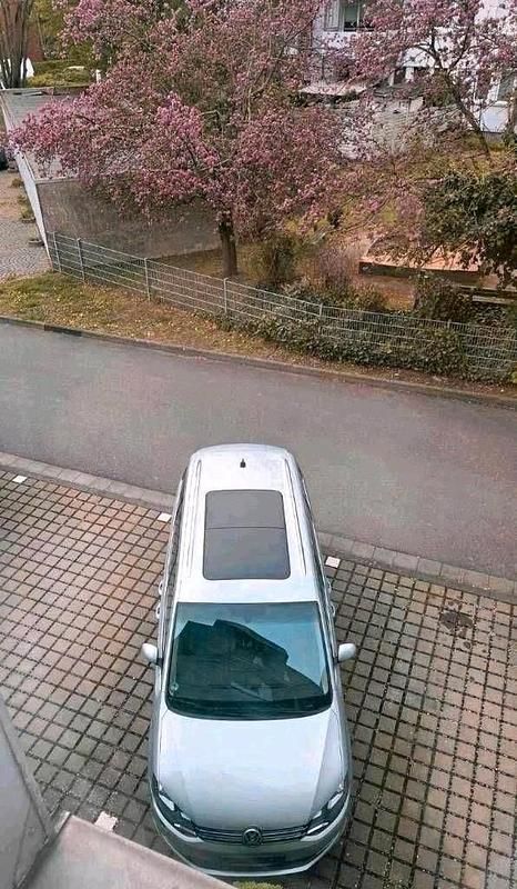 Second-hand VW Sharan 140 CP (102 kW) 2013 Argintiu Monovolum