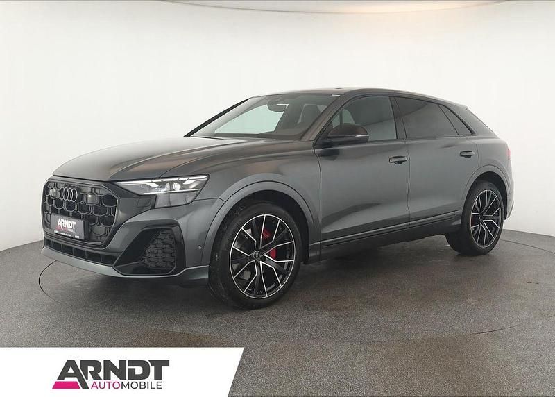 Grau Gebraucht 2025 Audi Q8 S-Line SUV | 84.484 € - Bild 1/4
