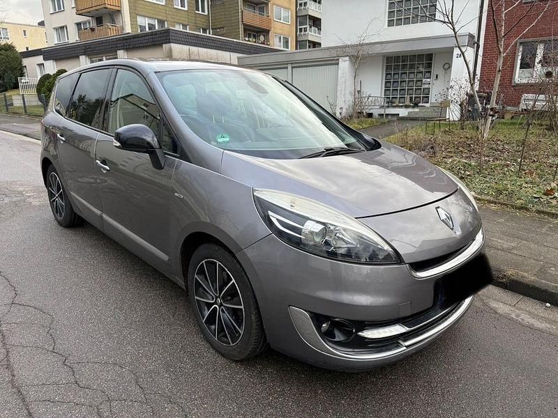 Gebraucht Renault Grand Scénic III Bose Edition 131 PS (96 kW) 2013 Grau Van / Kleinbus