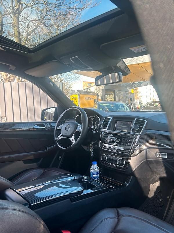 Gebraucht Mercedes GL350 258 PS (189 kW) 2015 Schwarz SUV