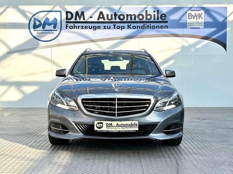 Gebraucht Mercedes E200 Elegance 136 PS (100 kW) 2015 Selenitgrau  metalliclack Kombi