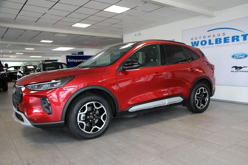 Gebraucht Ford Kuga Active X 242 PS (177 kW) 2024 Rot SUV