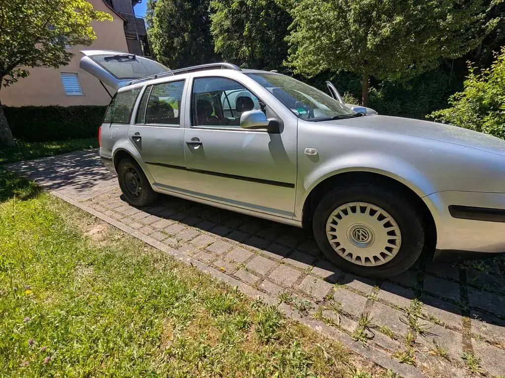 Gebraucht VW Golf IV Basis 105 PS (77 kW) 2002 Silber Kombi