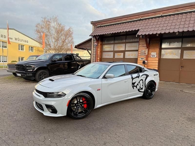 Usata Dodge Charger 504 CV (370 kW) 2022 Grigio Berlina