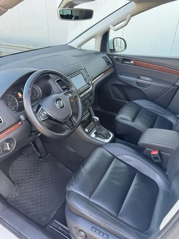 Gebraucht VW Sharan Highline 220 PS (161 kW) 2016 Weiß Van / Kleinbus