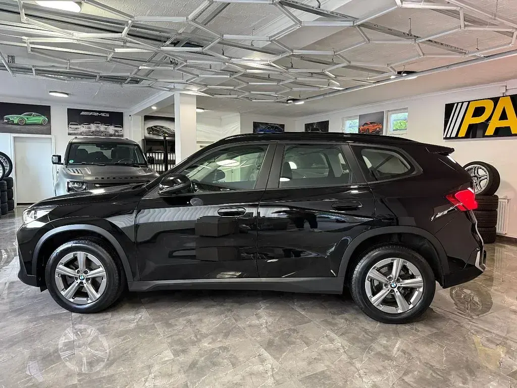 Gebraucht BMW X1 Sport Line 150 PS (110 kW) 2022 Schwarz SUV
