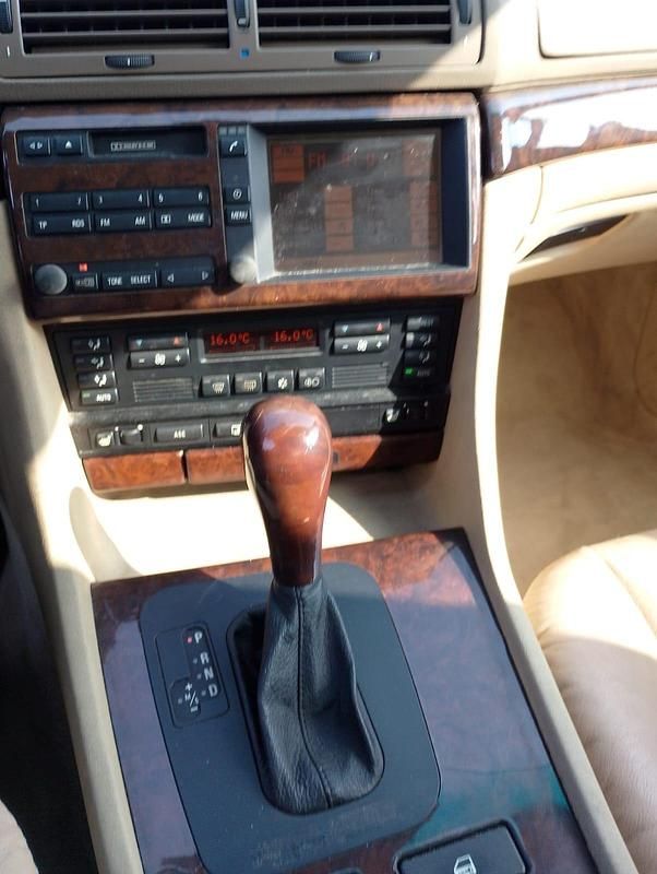 Gebraucht BMW 728 235 PS (172 kW) 1997 Grün Limousine