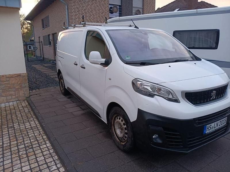 Gebraucht Peugeot Expert 122 PS (89 kW) 2017 Weiß Van