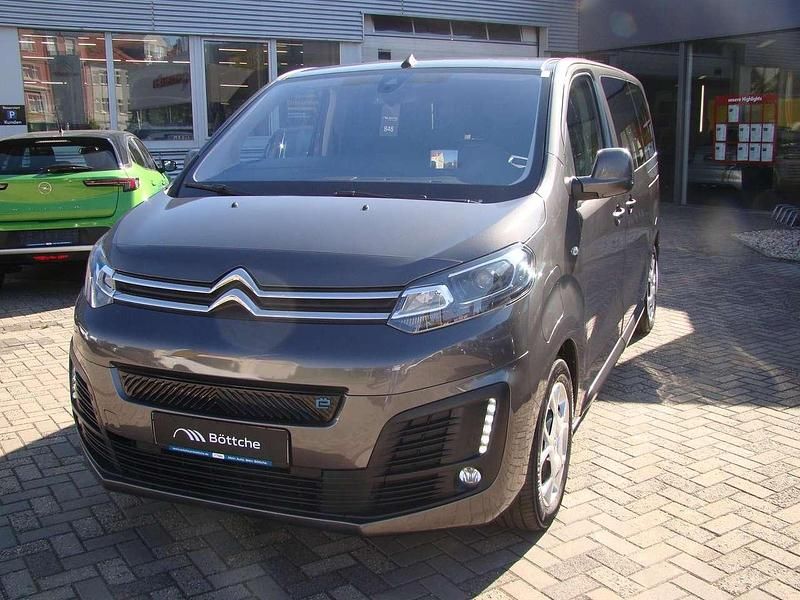 Platiniumgrau Gebraucht 2020 Citroën e-Spacetourer Feel Van | 20.990 € - Bild 1/4