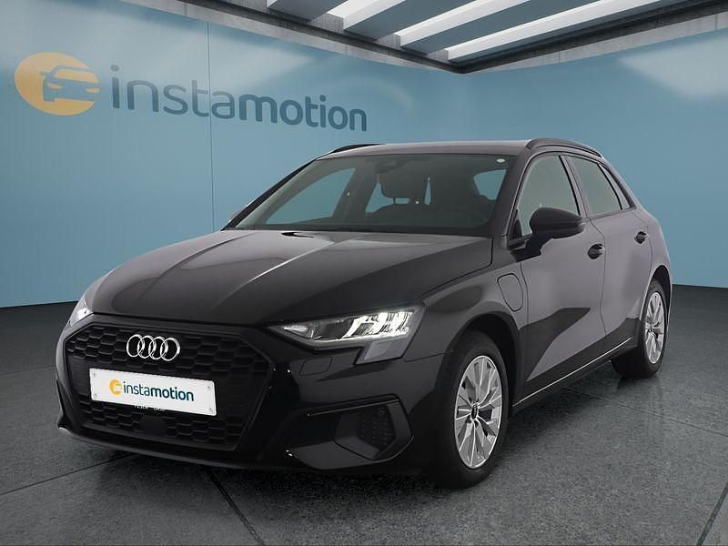 Schwarz Gebraucht 2021 Audi A3 Sportback e-tron Limousine | 25.099 € (Fairer Preis) - Bild 1/4