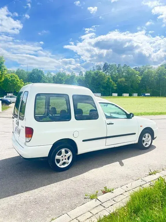 Gebraucht VW Caddy 64 PS (47 kW) 2002 Weiß Van / Kleinbus