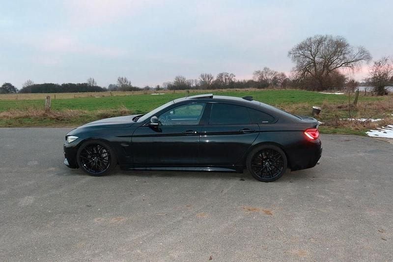 Schwarz Gebraucht 2017 BMW 440 M Sport Coupé | 33.000 € (Fairer Preis) - Bild 1/4