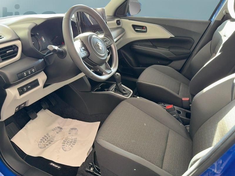 Neu Suzuki Swift 83 PS (61 kW) 2025 Blau Kleinwagen