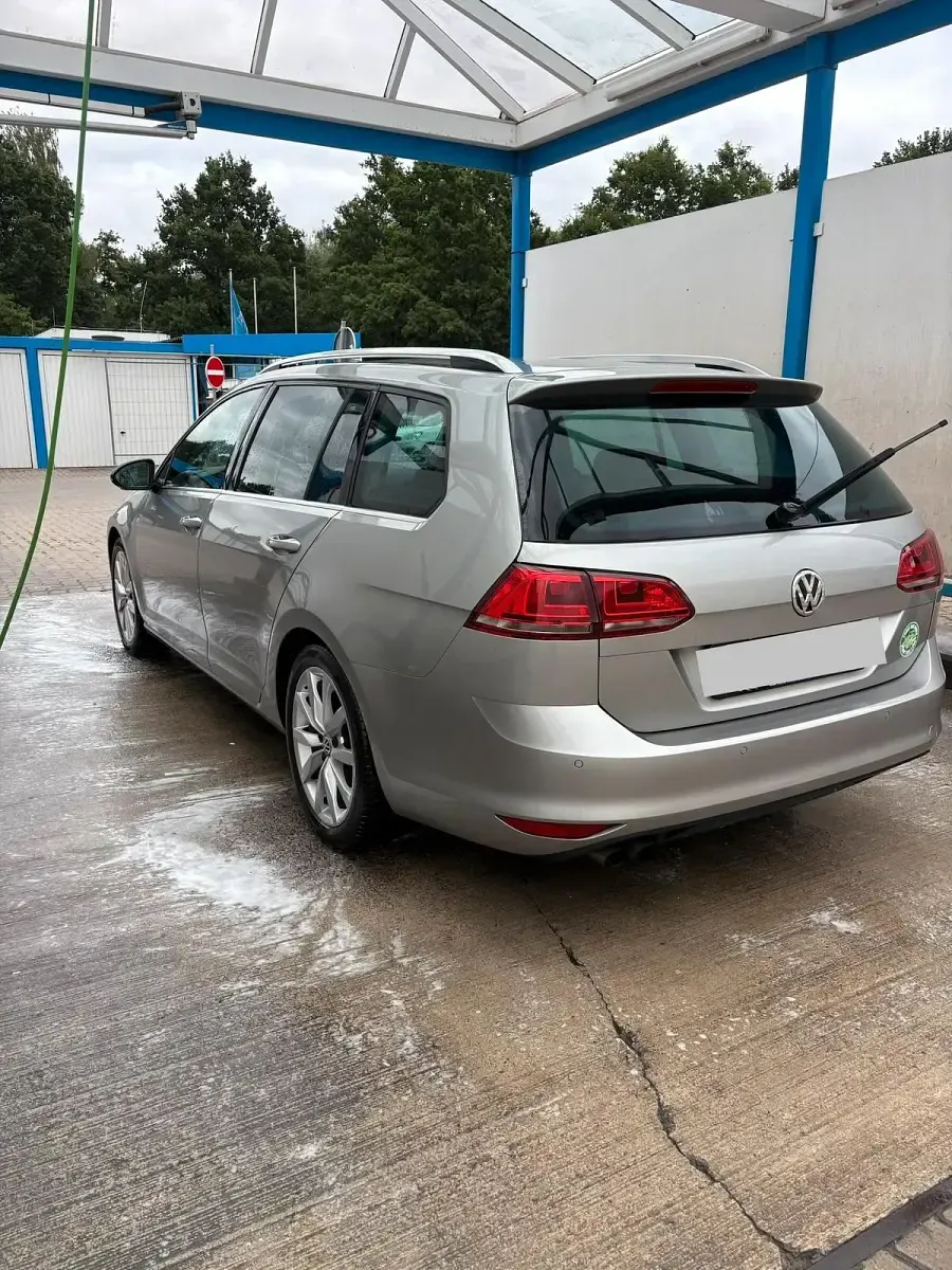 Gebraucht VW Golf VII 125 PS (91 kW) 2015 Silber Kombi