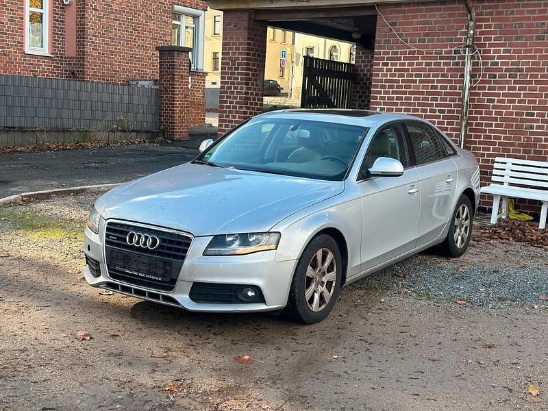 Silber Gebraucht 2008 Audi A4 Limousine | 2.999 € (Superpreis) - Bild 1/4