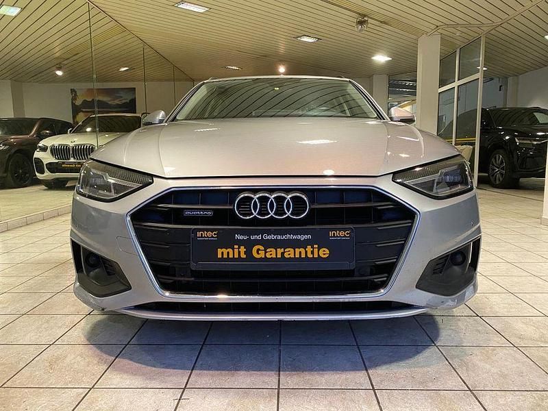 Gebraucht Audi A4 Basis 204 PS (150 kW) 2022 Silber Kombi