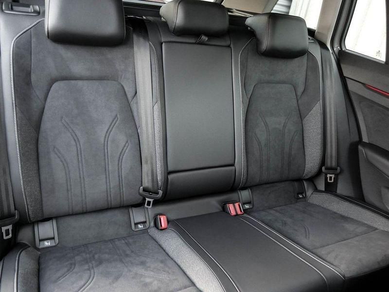 Gebraucht VW Golf VIII Life 116 PS (85 kW) 2025 Grau Kombi